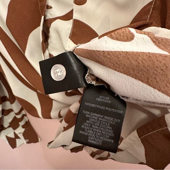 Sanctuary Tie Hem Button Down Safari Pattern Long Sleeve Shirt XL - Picture 8 of 9